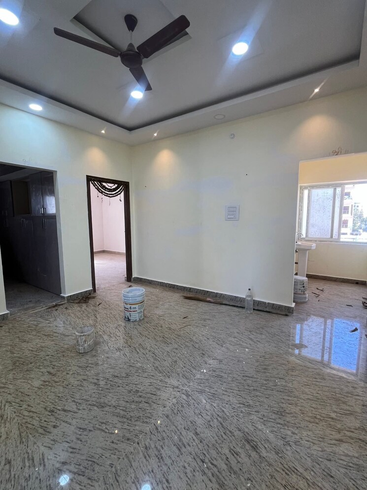 Room, kondapur 2 Bedroom 1250 Sq.Ft. Apartment In Kondapur Hyderabad 9609195