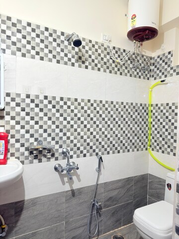 Team Area in 2 BHK Apartment at Kukatpally – for Rent