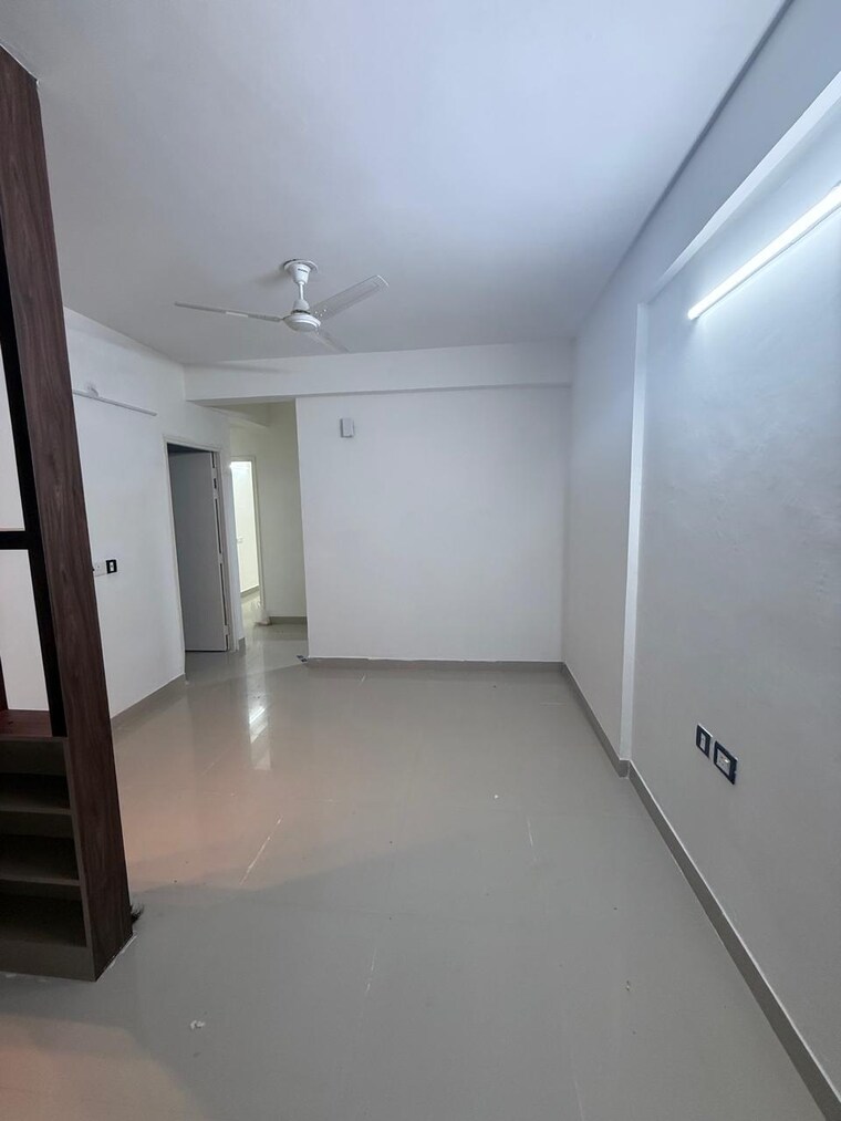 Room, rof-alante 3 Bedroom 665 Sq.Ft. Apartment In Sector 108 Gurgaon 9609220