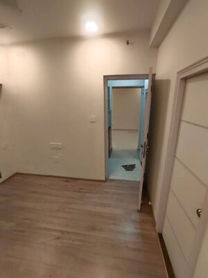 Room in 1 BHK Apartment at Azad Nagar – for Rent