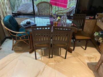 Living Room in 1 BHK Apartment at Andheri East – for Rent