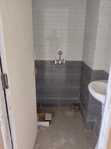 Bathroom in 1 BHK Apartment at ROF Alante, Sector 108 – for Rent