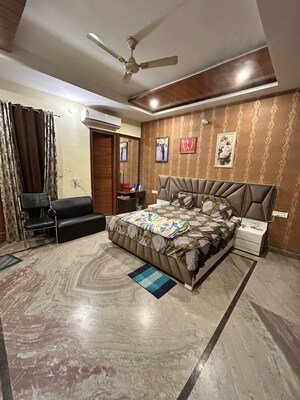 Room in 3 BHK Independent House at Sector 125 – for Sale