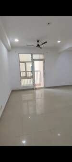 3 BHK 1560 Sq.Ft. Apartment in Gaur City 1st Avenue