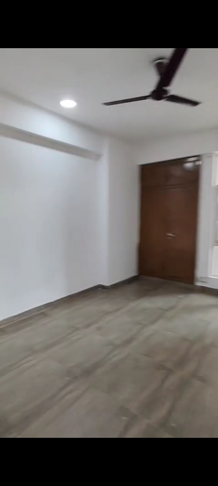 Room, gaur-city-1st-avenue 3 Bedroom 1560 Sq.Ft. Apartment In Sector 4 Greater Noida Greater Noida 9609354