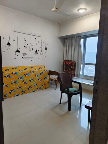 Room in 3 BHK Apartment at DB Woods, Goregaon East – for Rent