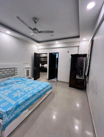 Room in 3 BHK Apartment at RPS Savana, Sector 88 – for Rent