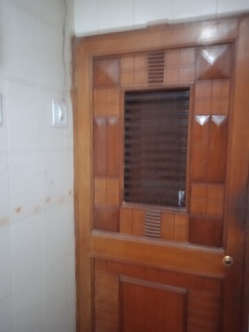 Furnished Amenities in 2 BHK Apartment at Shiv Parvati CHS Borivali West, Borivali West – for Rent