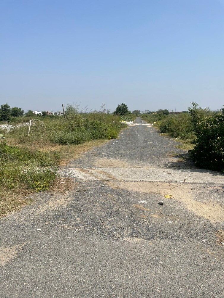 Cover Image, yamuna expressway  134 Sq.Yd. Plot In Yamuna Expressway Greater Noida 9609558