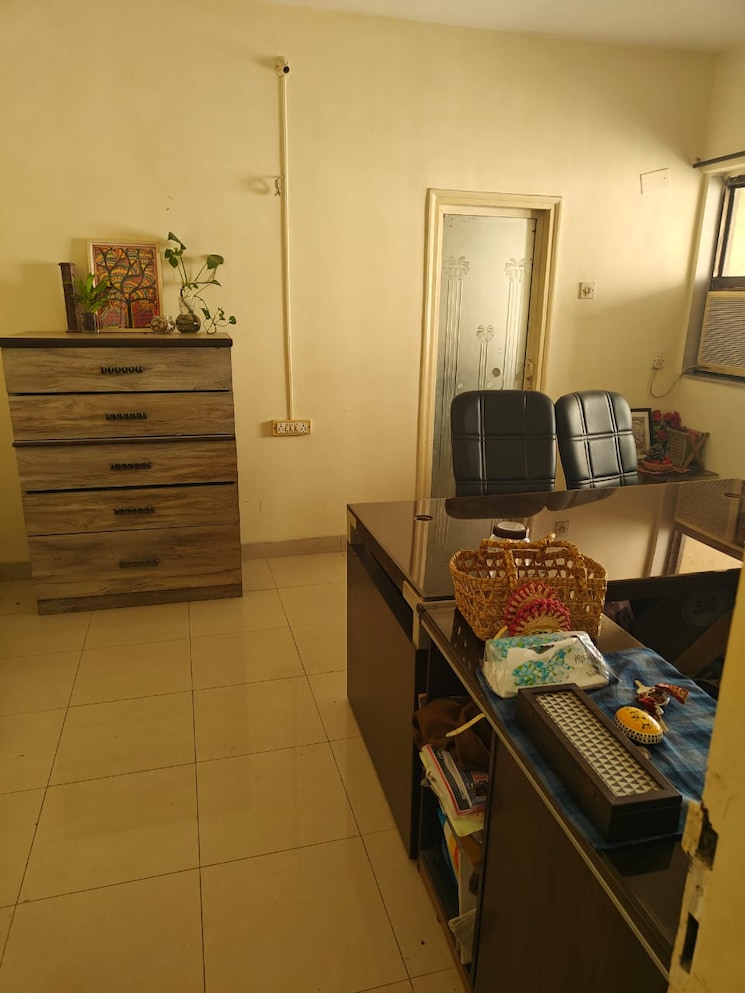 Living Room, royal-classic-co-op-society 2 Bedroom 1020 Sq.Ft. Apartment In Andheri West Mumbai 9609503