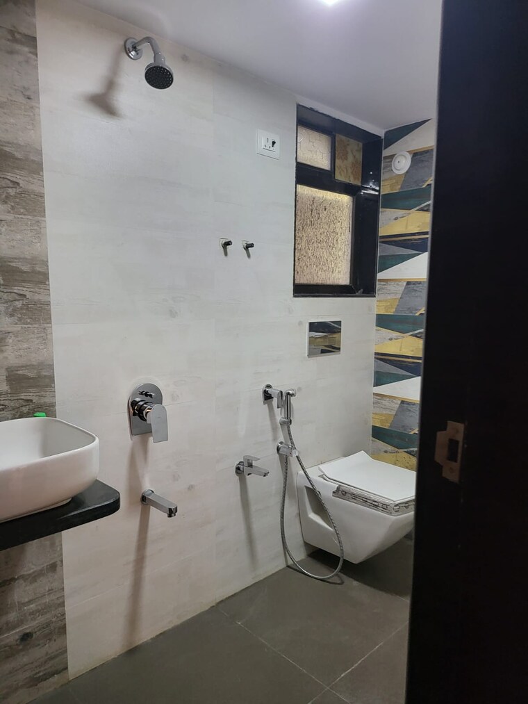 Bathroom, pandurang-chs-balkum 2 Bedroom 1450 Sq.Ft. Apartment In Balkum Pada Thane 9609611