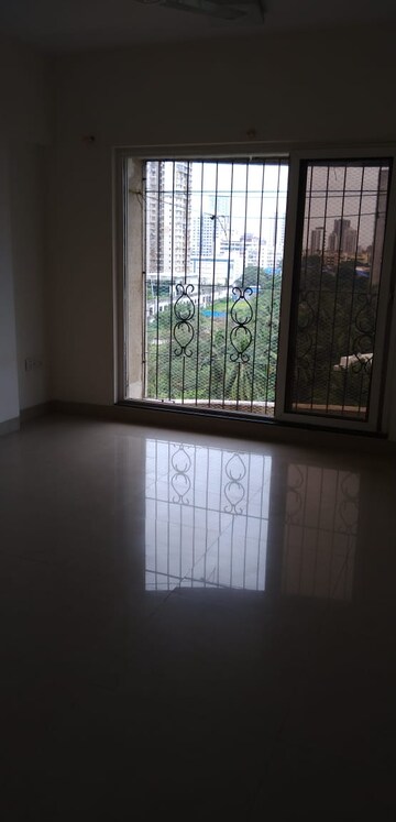 3 BHK Apartment For Sale in Anmol Towers, Goregaon West