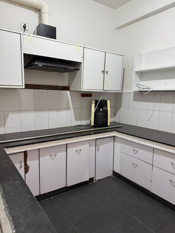 Kitchen, lalazar-apartment 3 Bedroom 1800 Sq.Ft. Apartment In Palace Road Bangalore 9609632