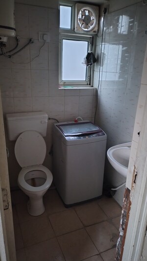 Bathroom in 2 BHK Apartment at Signature Global Prime, Sector 63a – for Rent