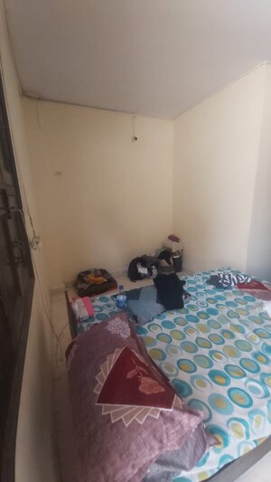 Bedroom in 1.5 BHK Builder Floor at Mayur Vihar – for Rent