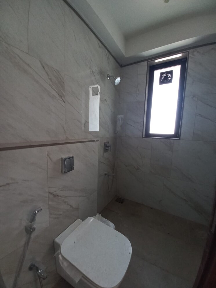 Attached Bathroom, indra-dhanush 3 Bedroom 1112 Sq.Ft. Apartment In Santacruz West Mumbai 9609690