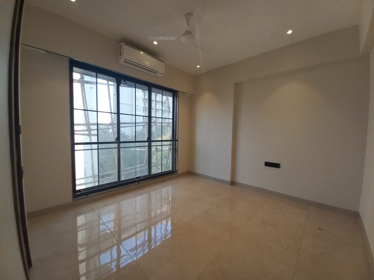 3 BHK + Servant Room Apartment For Rent in Indra Dhanush