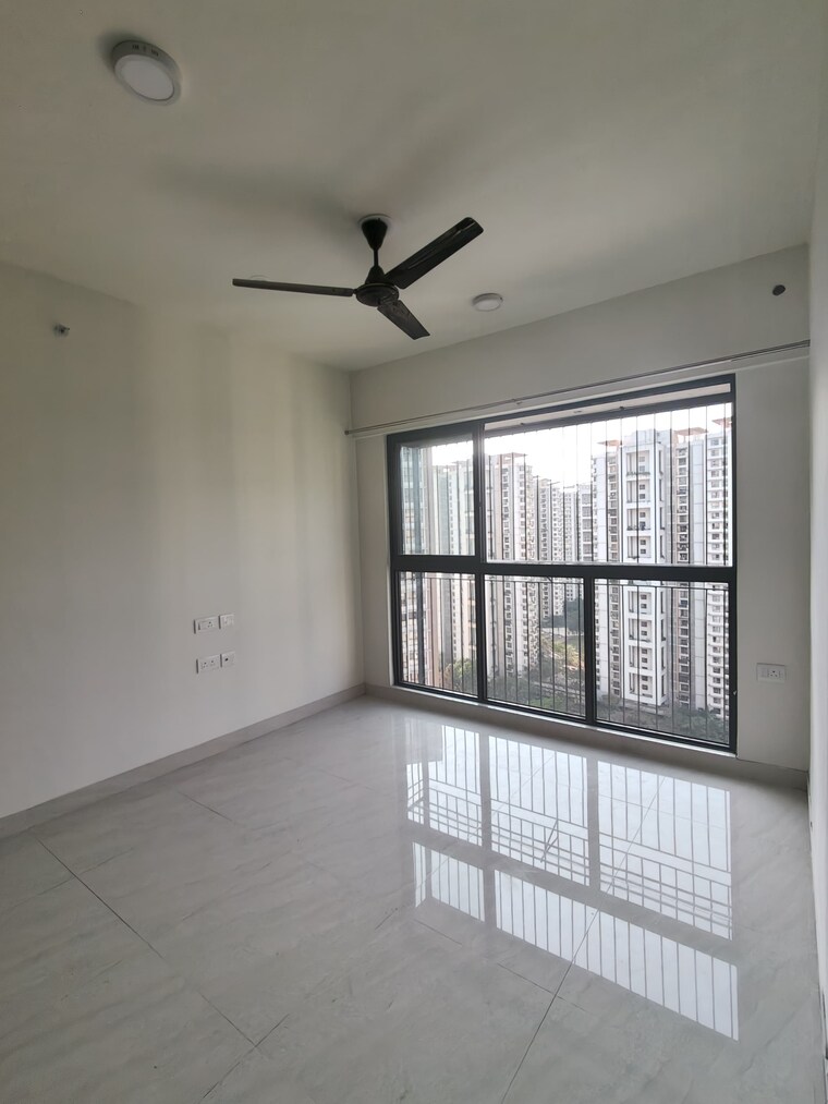 Room, lodha-crown-quality-homes 2 Bedroom 476 Sq.Ft. Apartment In Majiwada Thane 9609701