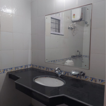 Bathroom in 4 BHK Apartment at Ansal API Charmwood Villas, Muzaffar Nagar Ghusval – for Rent