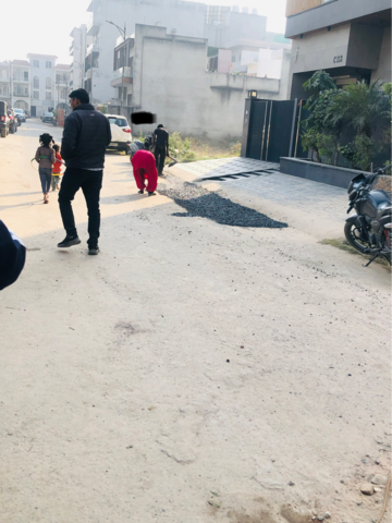 Parking in 4 BHK Builder Floor at Sector 23 – for Sale