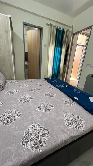 Bedroom in 3 BHK Builder Floor at Unitech South City II, Sector 50 – for Rent