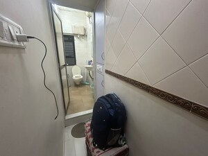 Furnished Amenities in 3 BHK Apartment at Santacruz West – for Sale