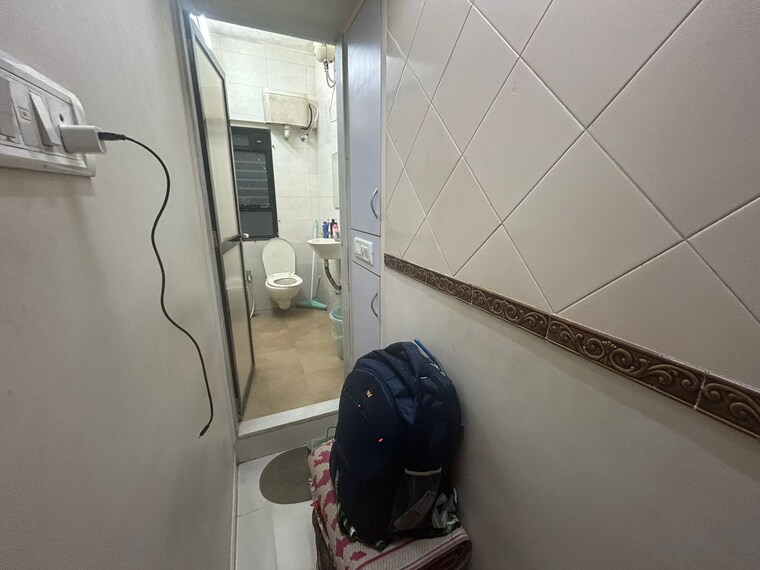 undefined, santacruz west 3 Bedroom 1400 Sq.Ft. Apartment In Santacruz West Mumbai 9609777