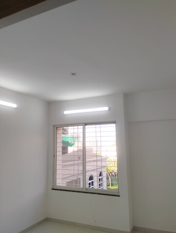 Room in 2 BHK Apartment at Raheja Vistas Phase 3, Mohammadwadi – for Sale