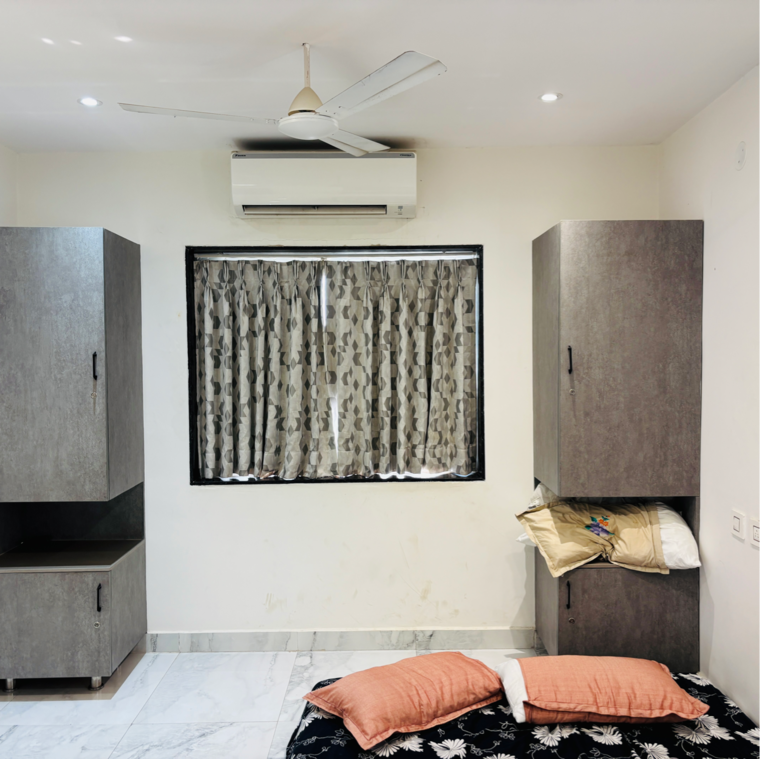 Living Room, madhapur Commercial Office Space 500 Sq.Ft. In Madhapur Hyderabad 9609822
