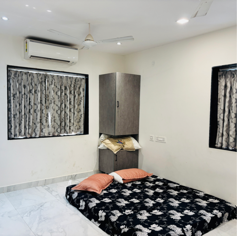 Bedroom, madhapur Commercial Office Space 500 Sq.Ft. In Madhapur Hyderabad 9609822