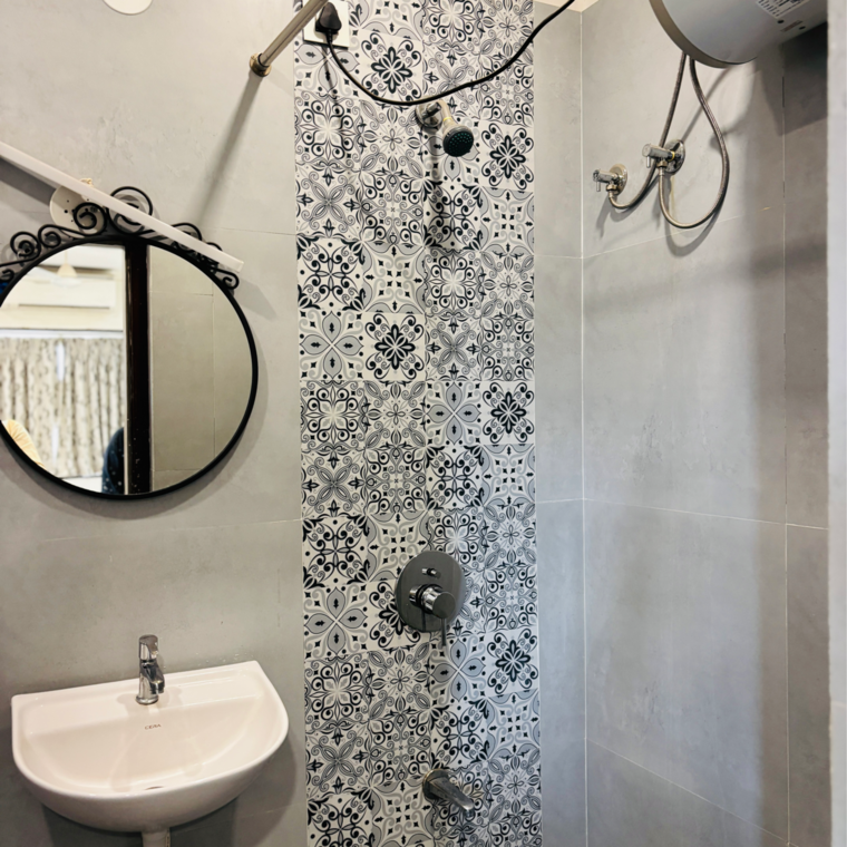 Bathroom, madhapur Commercial Office Space 500 Sq.Ft. In Madhapur Hyderabad 9609822