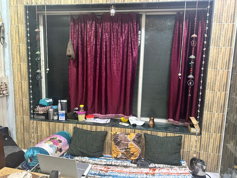 Living Room, sai-niketan-chs 1 RK 250 Sq.Ft. Apartment In Sion Mumbai 9609825