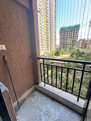 1.5 BHK Apartment For Rent in Runwal Gardens Phase I, Dombivli East