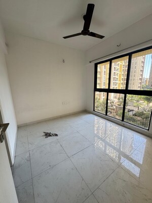 Room in 1.5 BHK Apartment at Runwal Gardens Phase I, Dombivli East – for Rent