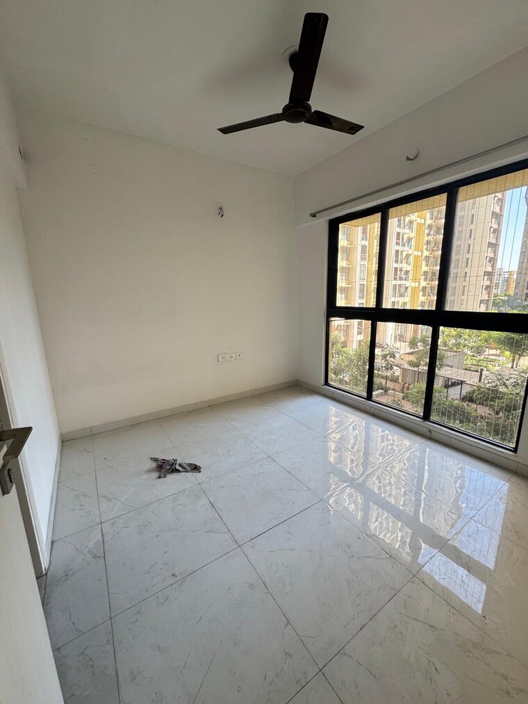 Room, runwal-gardens-phase-i 1.5 Bedroom 535 Sq.Ft. Apartment In Dombivli East Thane 9609844
