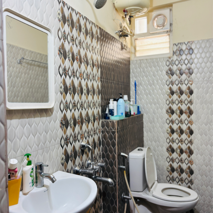 Team Area, madhapur 2 Bedroom 1235 Sq.Ft. Builder Floor In Madhapur Hyderabad 9609845