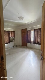 6+ BHK + Servant Room 5000 Sq.Ft. Builder Floor in Bright Property 