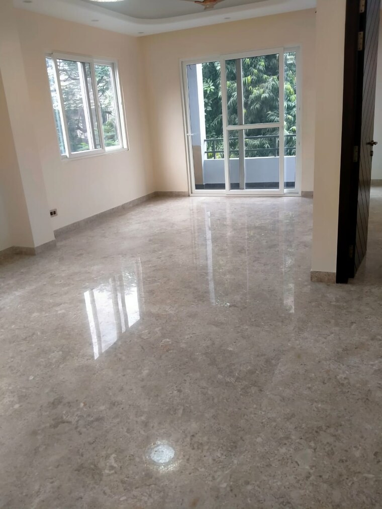 Room, panchsheel enclave 4 Bedroom 600 Sq.Yd. Builder Floor In Panchsheel Enclave Delhi 9609856