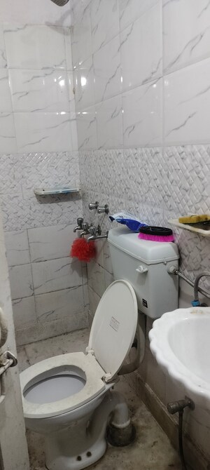 Attached Bathroom in 2 BHK Apartment at Janakpuri – for Sale