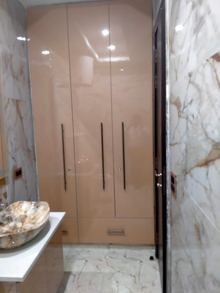 Master Bedroom, panchsheel enclave 1.5 Bedroom 150 Sq.Yd. Builder Floor In Panchsheel Enclave Delhi 9609861