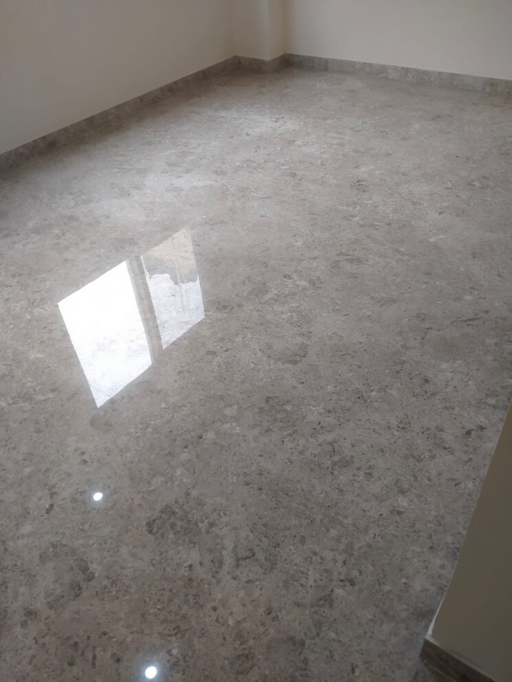 Bathroom, panchsheel enclave 1.5 Bedroom 150 Sq.Yd. Builder Floor In Panchsheel Enclave Delhi 9609861