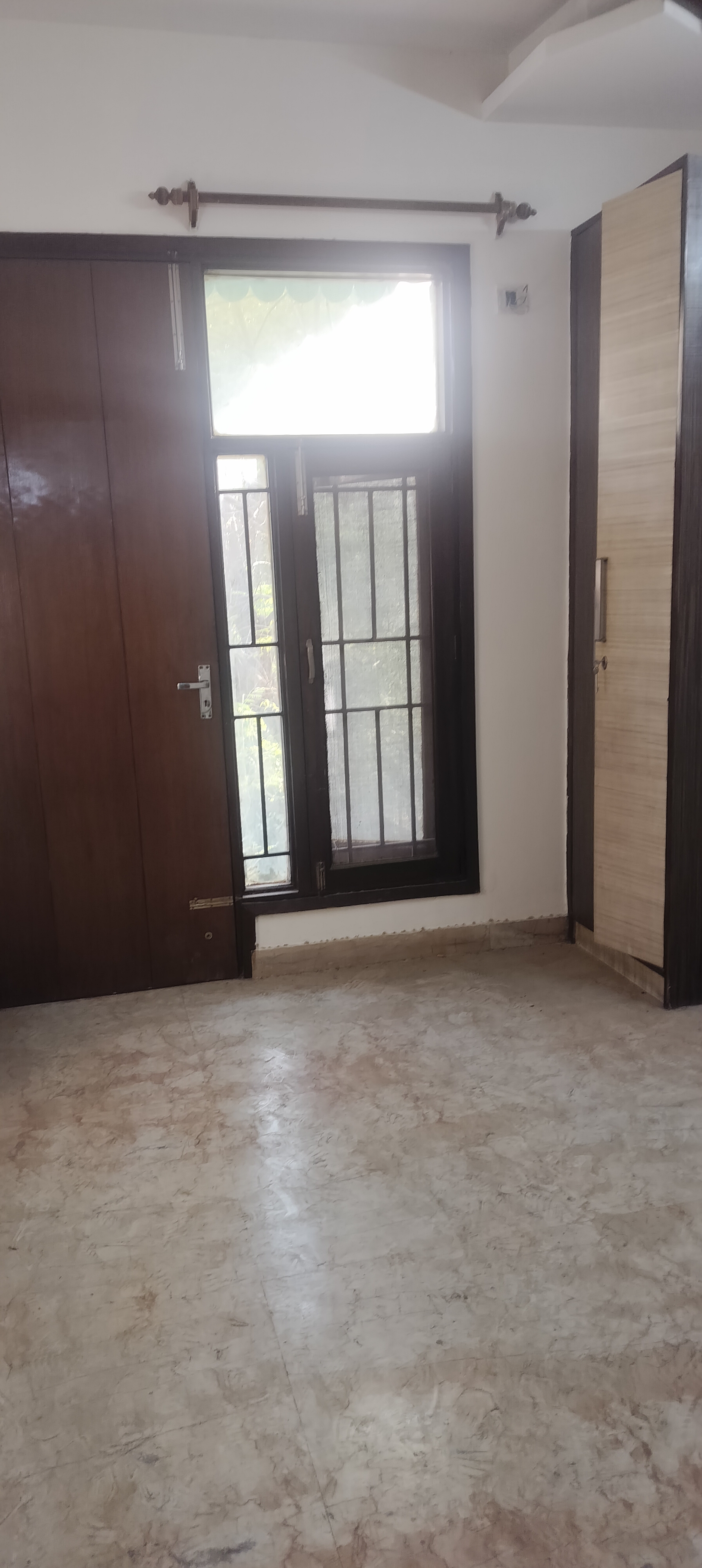 2 BHK Builder Floor For Sale in Janakpuri