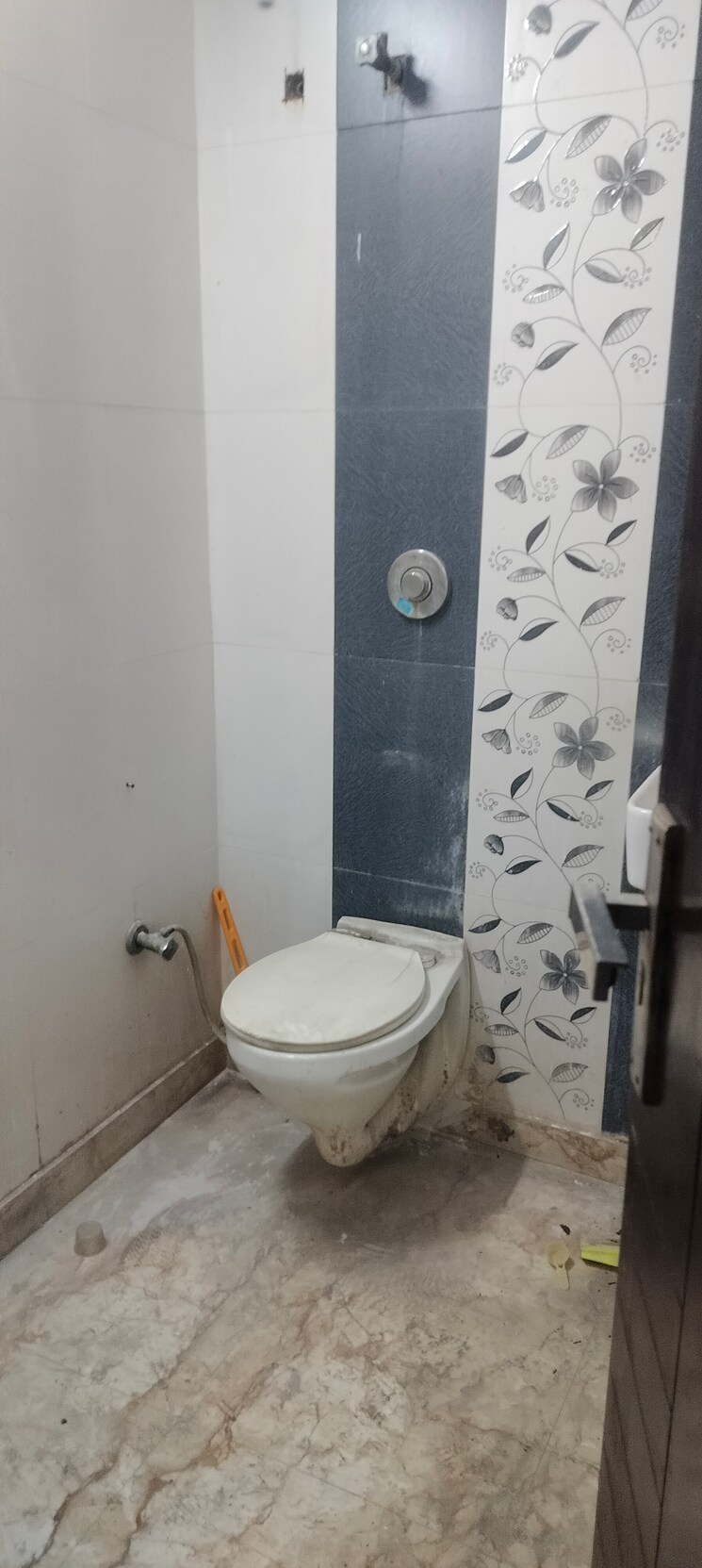 Bathroom, janakpuri 2 Bedroom 900 Sq.Ft. Builder Floor In Janakpuri Delhi 9609868