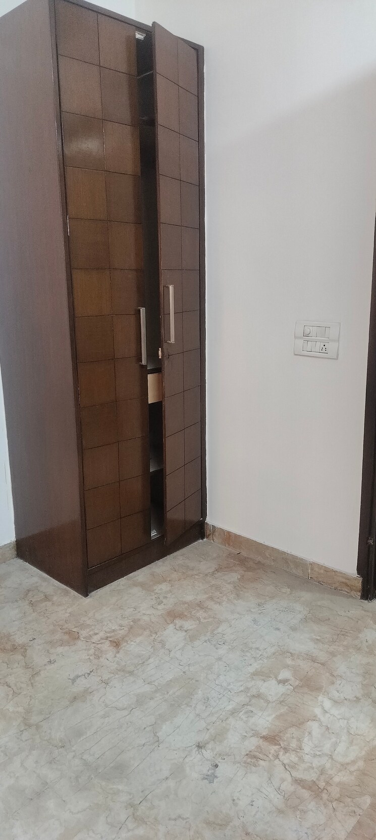 Room, janakpuri 2 Bedroom 900 Sq.Ft. Builder Floor In Janakpuri Delhi 9609868