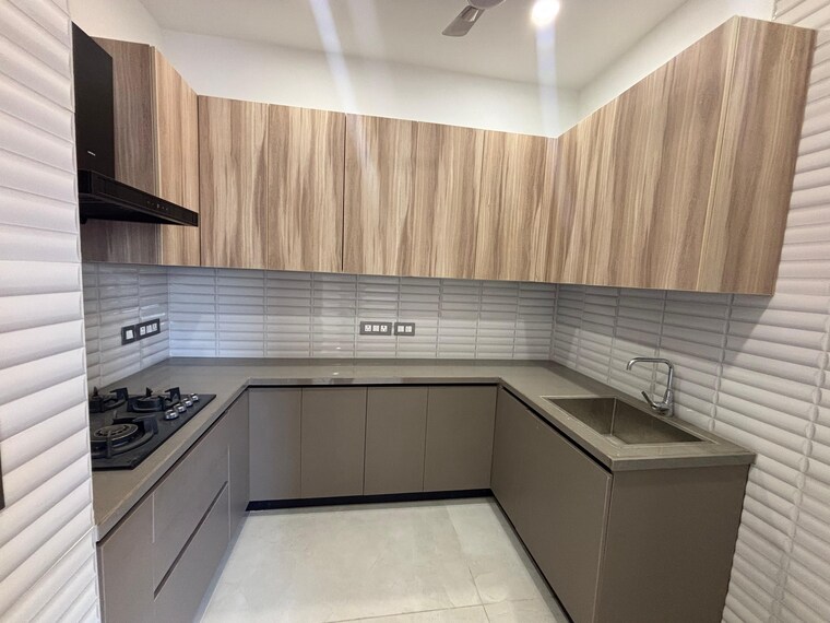 Kitchen, east of kailash 3 Bedroom 160 Sq.Yd. Builder Floor In East Of Kailash Delhi 9609866