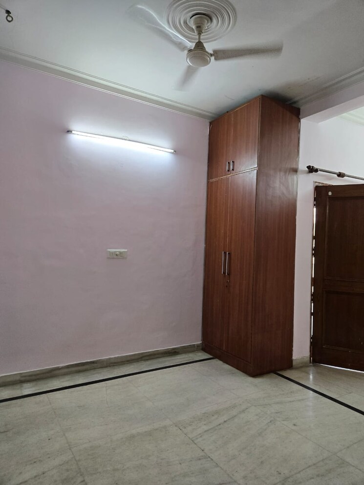 Room, kohli-one-malibu-town 1 Bedroom 600 Sq.Ft. Builder Floor In Sector 47 Gurgaon 9609869