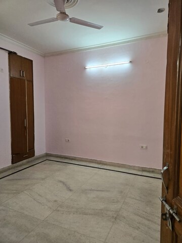 Room in 1 BHK Builder Floor at Kohli One Malibu Town, Sector 47 – for Rent