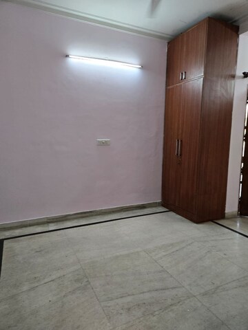 Room in 1 BHK Builder Floor at Kohli One Malibu Town, Sector 47 – for Rent