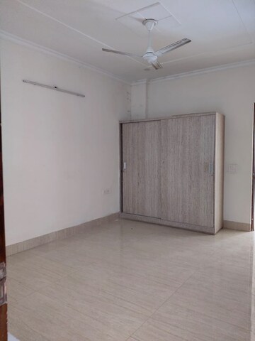 Room in 1 BHK Builder Floor at Kohli One Malibu Town, Sector 47 – for Rent