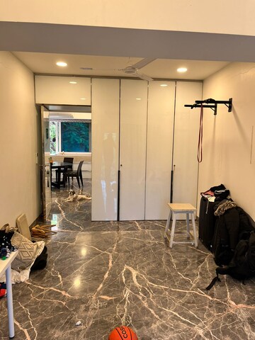 Parking in 2 BHK Apartment at Bandra West – for Rent